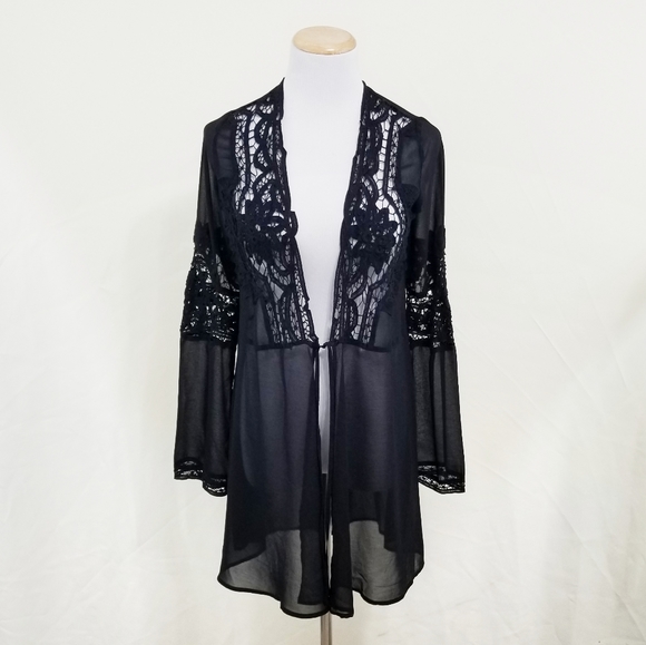 SOLD For Love and Lemons Annabelle robe black lace NWT - Picture 2 of 6